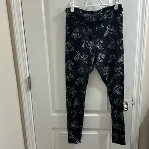 No Boundaries zodiac leggings